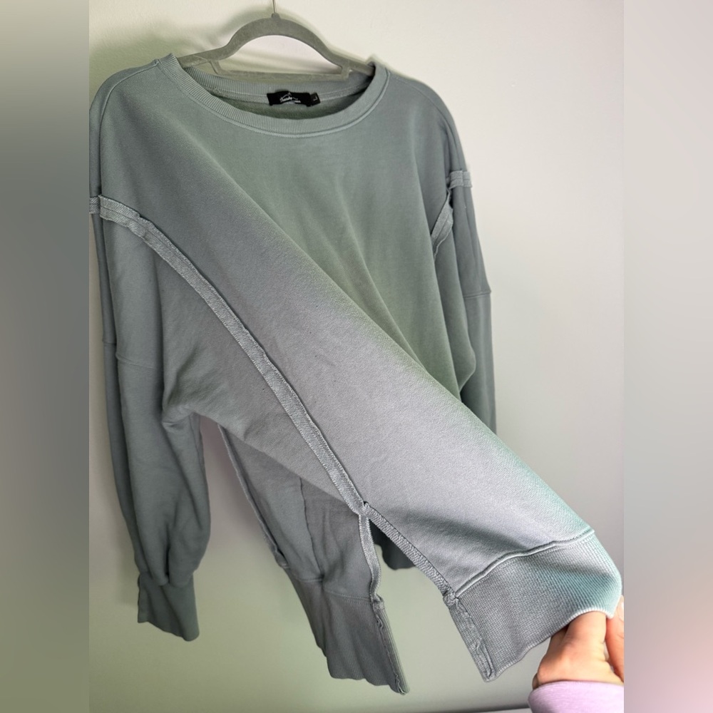 Oversized Top - Picture 5 of 8